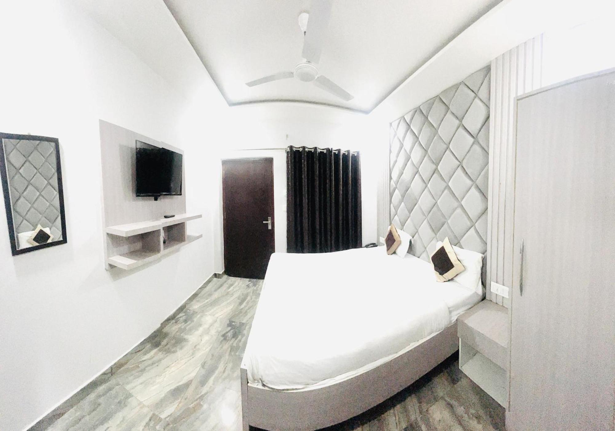 Hotel Green Apple Bareilly Exterior foto